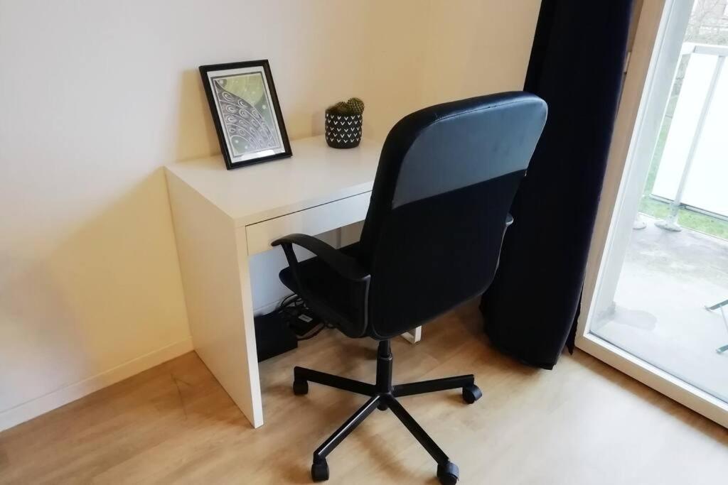 Appartement Proche Chu Avec Balcon Et Parking Lille Eksteriør bilde